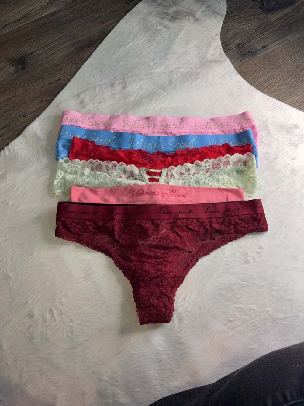 Victoria's Secret Lace Thong Panties Size Large Set of 5